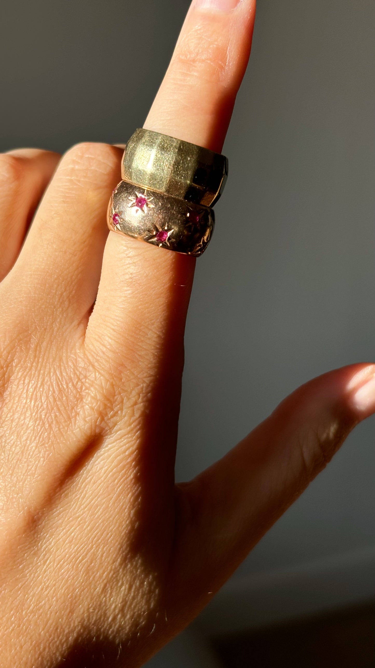 Vintage 14k Gold Ruby Star-Set Cigar Band