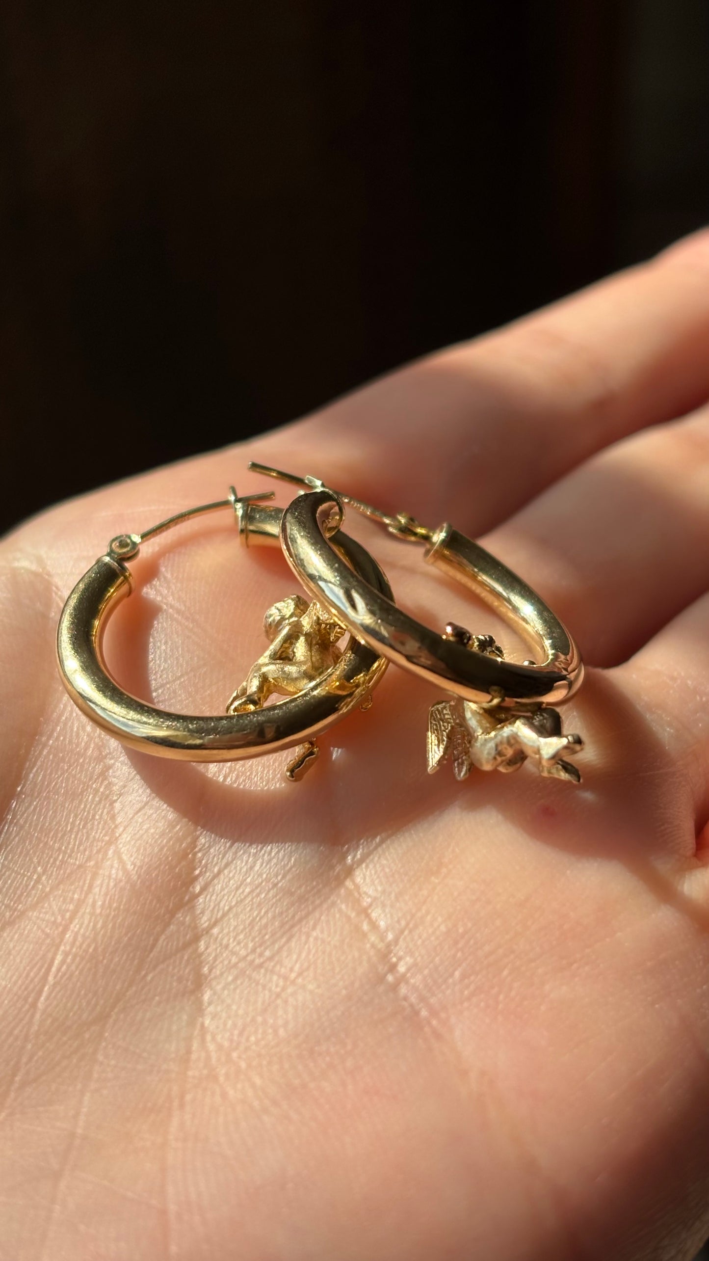 Vintage 14k Cherub Hoops