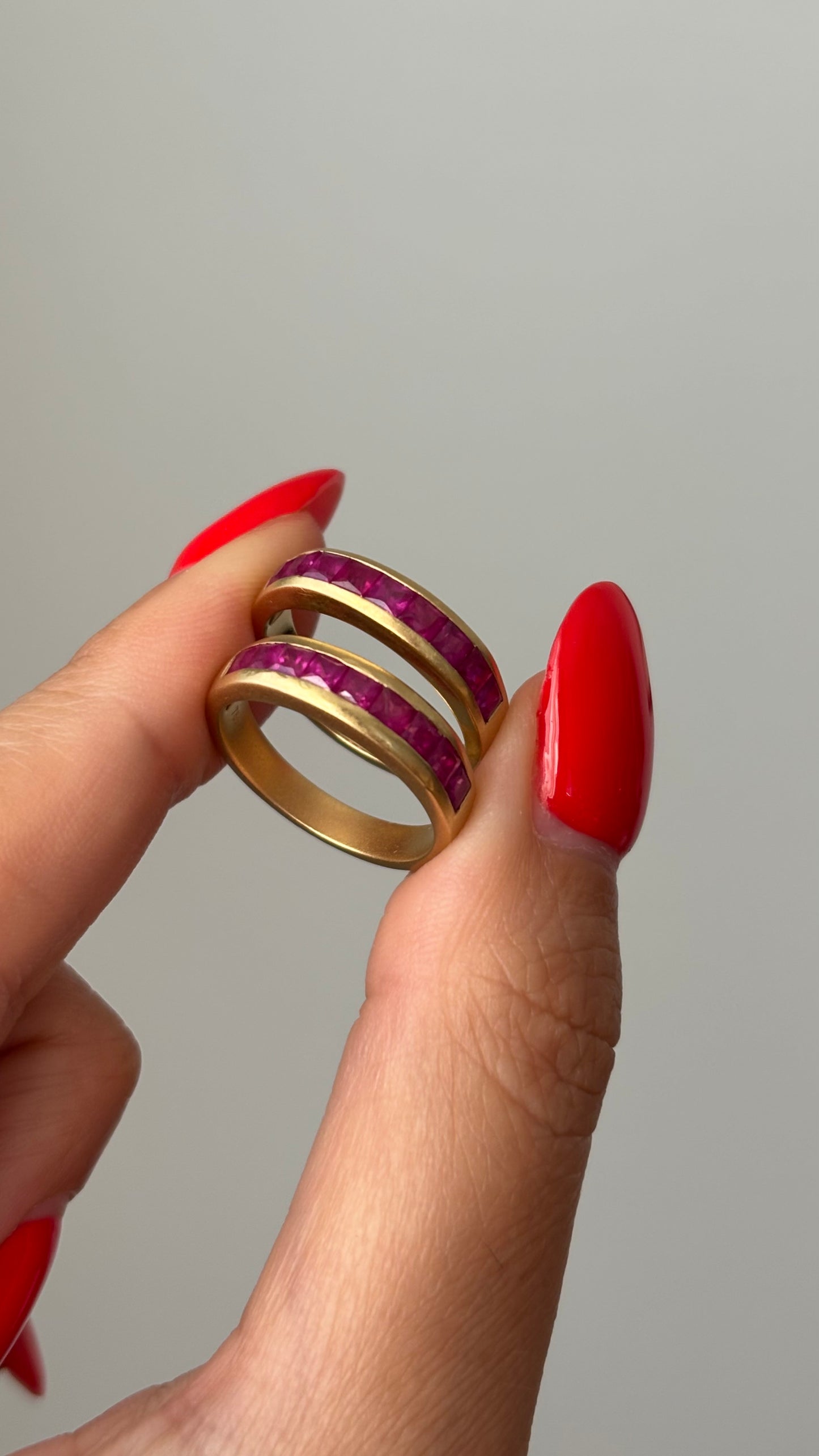18k Ruby Band (Matte Finish)